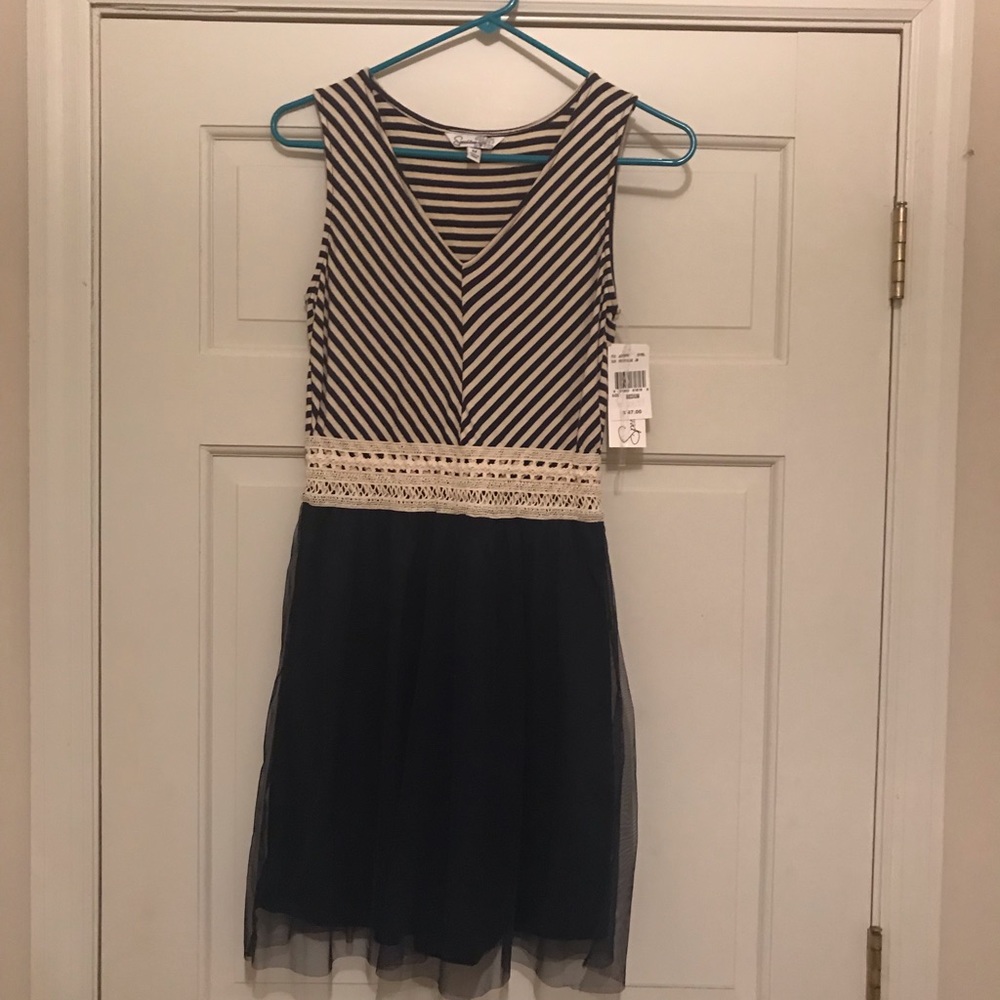 Women’s sleeveless dress (Bundle 3 for $15)